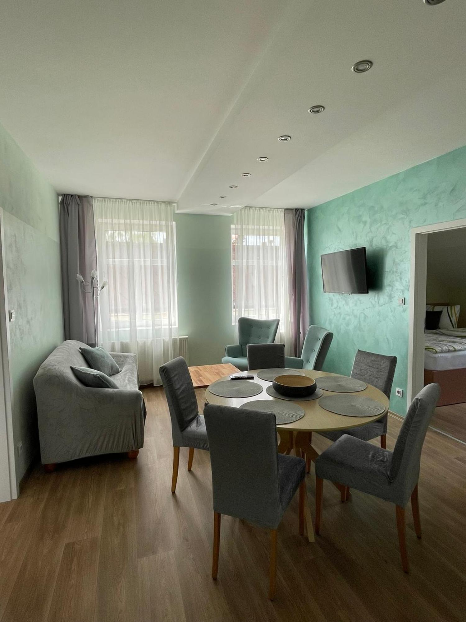 ליברץ Apartmany Jasmin מראה חיצוני תמונה