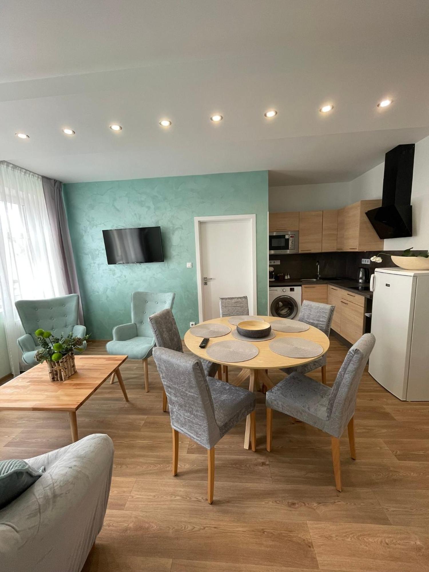 ליברץ Apartmany Jasmin מראה חיצוני תמונה