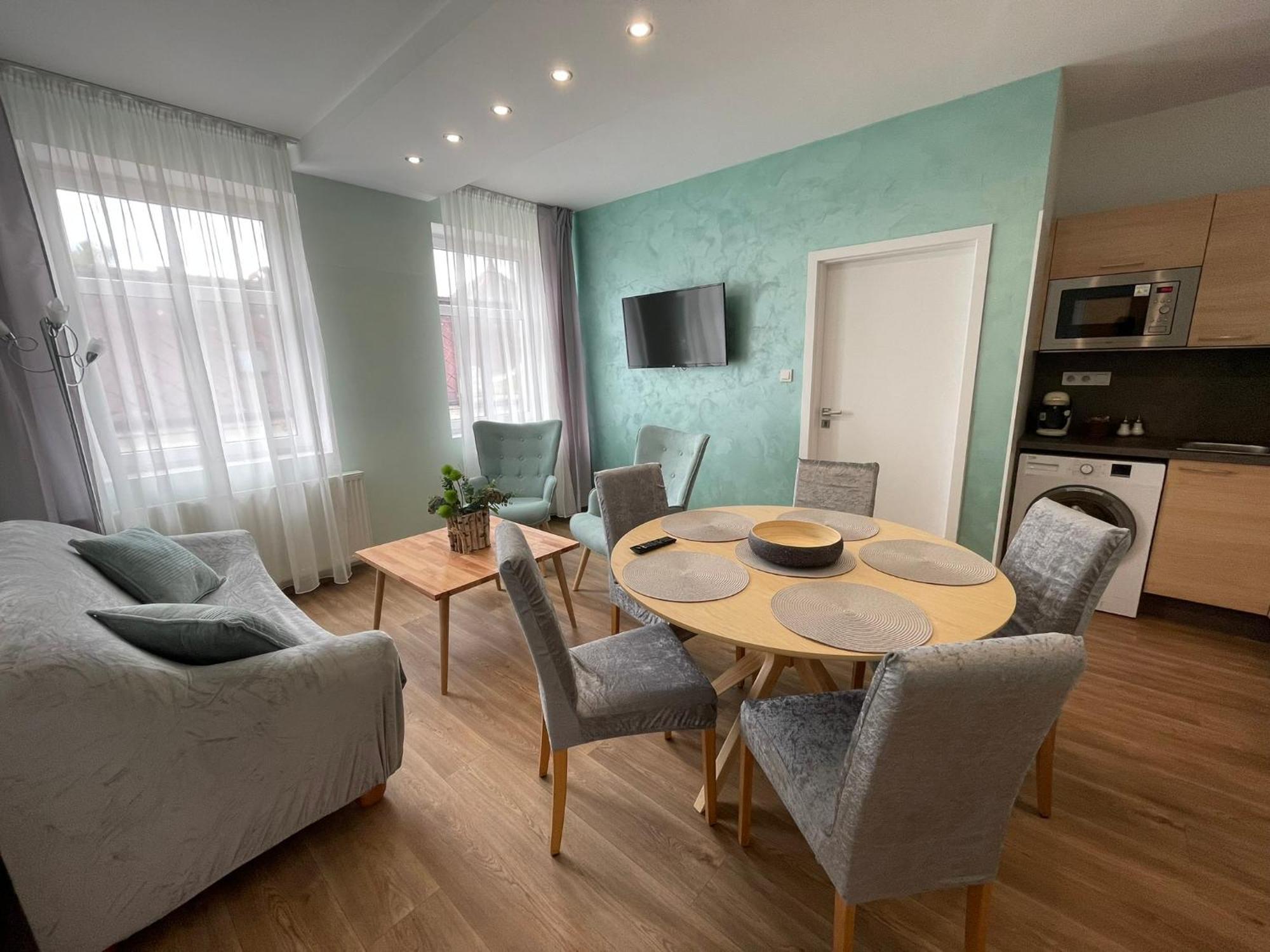 ליברץ Apartmany Jasmin מראה חיצוני תמונה